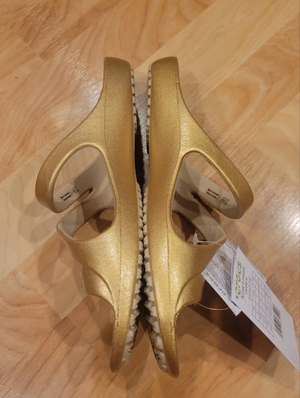 CROCS Kadee II Metallic Sandals Women's Gold Strappy Slide Sandals Size 7 New
